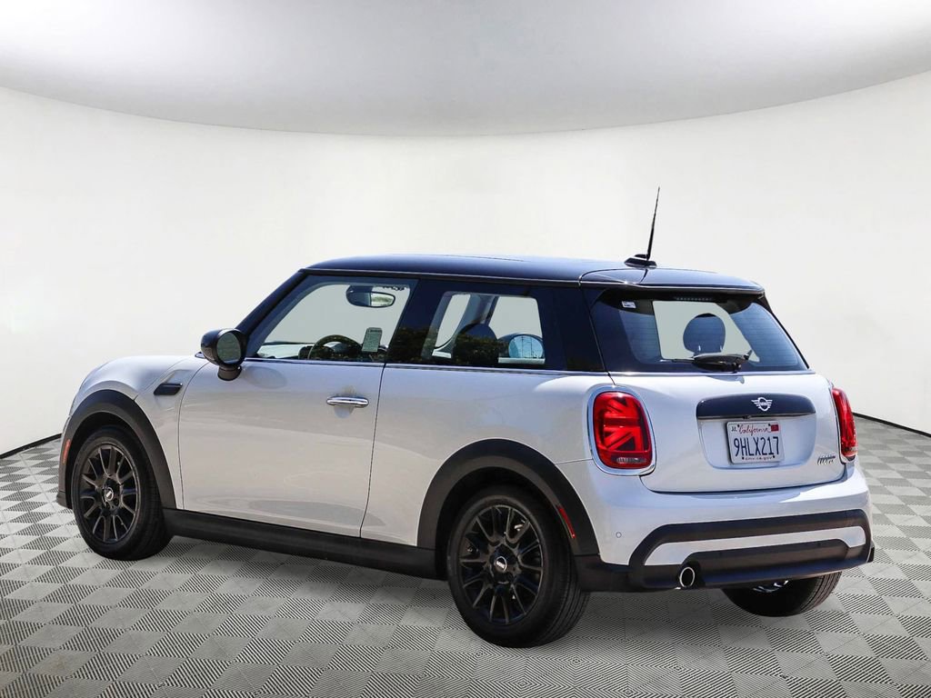 Used 2024 MINI Cooper 2-Door Hardtop FWD image 11