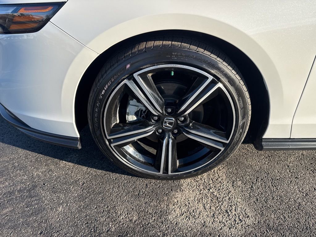 Certified 2023 Honda Accord Sport image 11