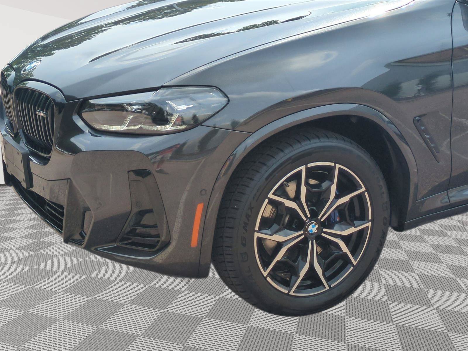 Used 2023 BMW X4 M40i AWD/4WD image 15
