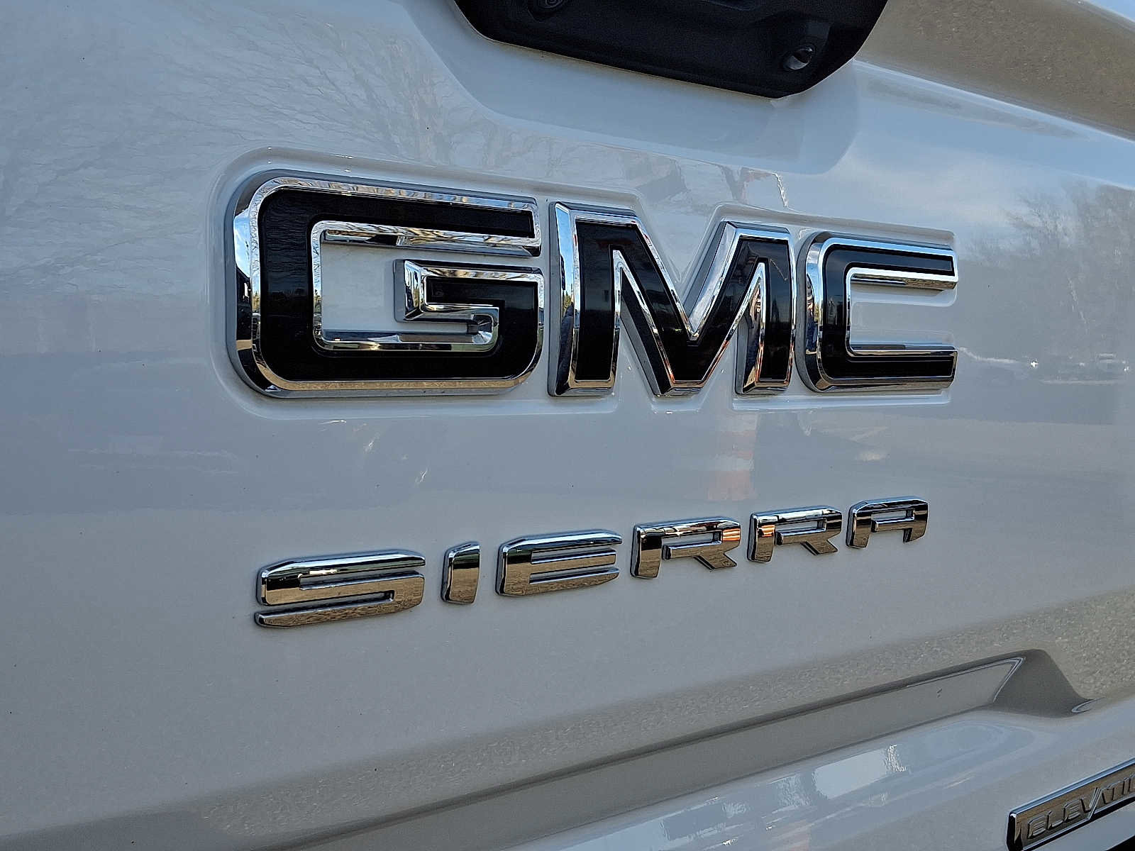 Certified 2025 GMC Sierra 1500 Elevation image 31