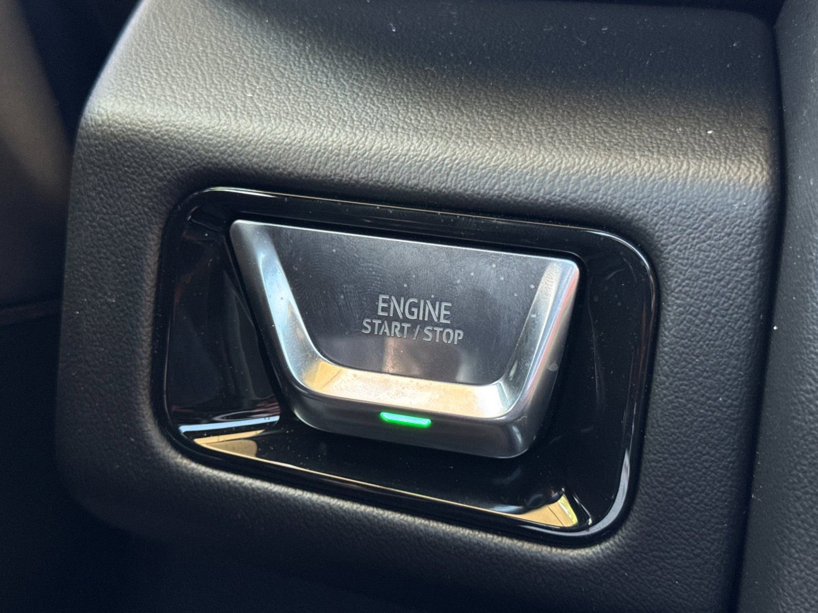 New 2026 GMC Yukon XL Elevation w/ Elevation Premium Package AWD/4WD image 25