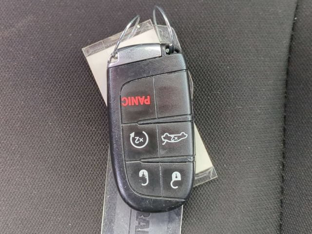 Used 2021 Dodge Charger SXT AWD/4WD image 31