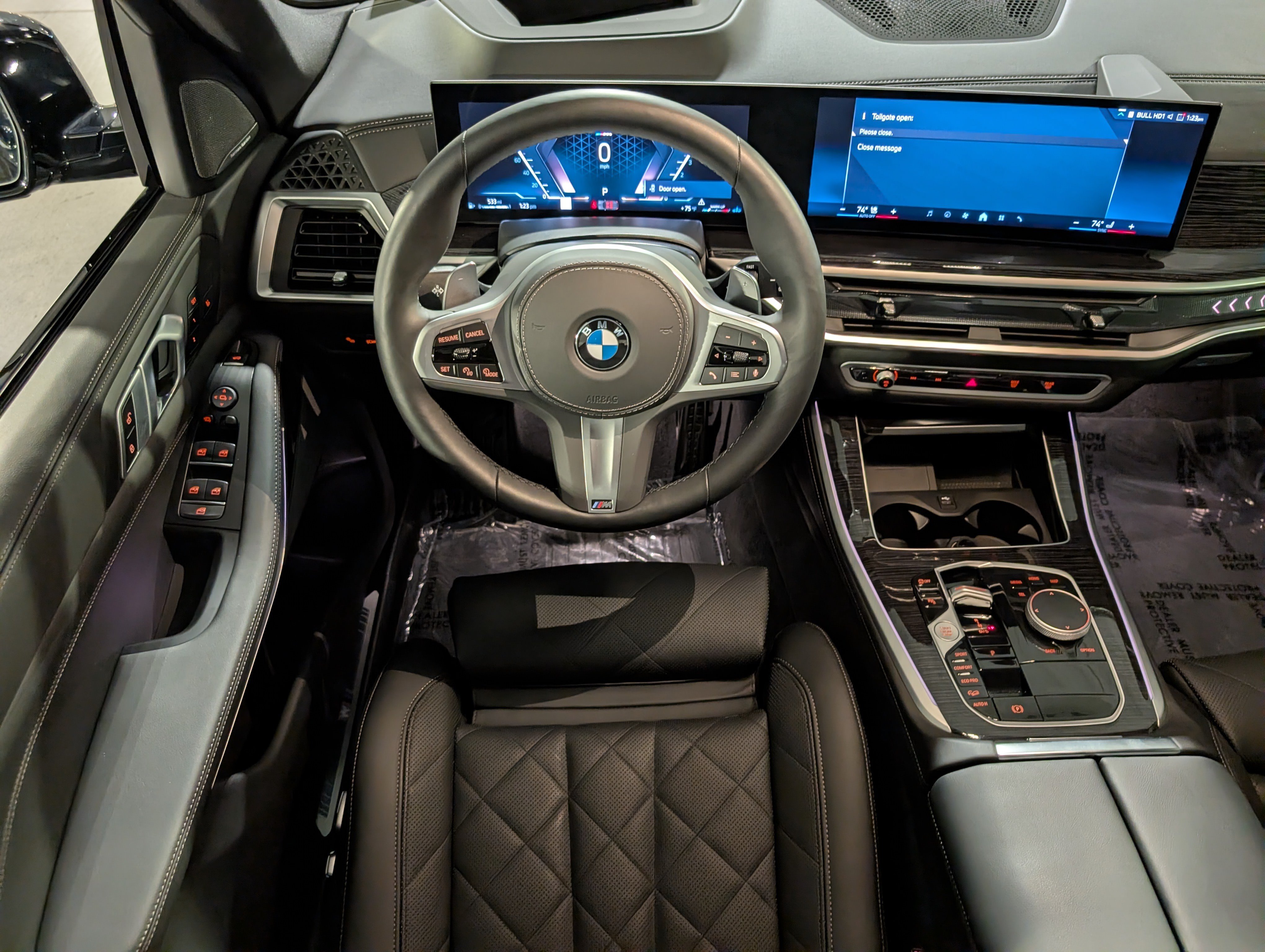 Used 2025 BMW X5 xDrive40i w/ M Sport Package AWD/4WD image 6