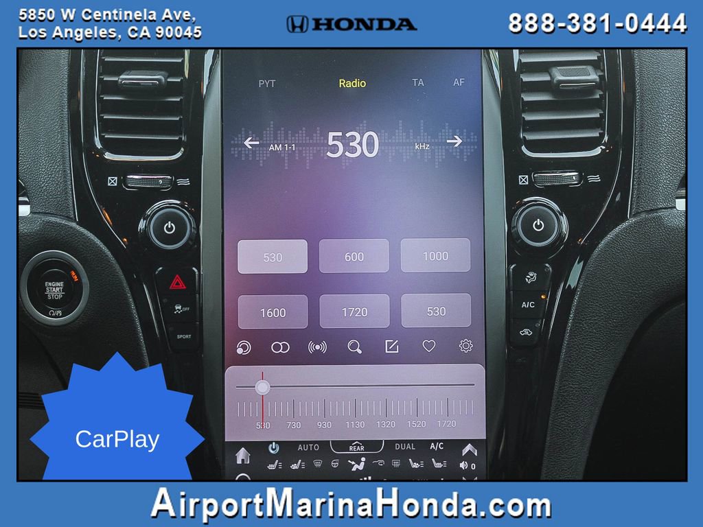 Used 2018 Chrysler 300 S RWD image 6
