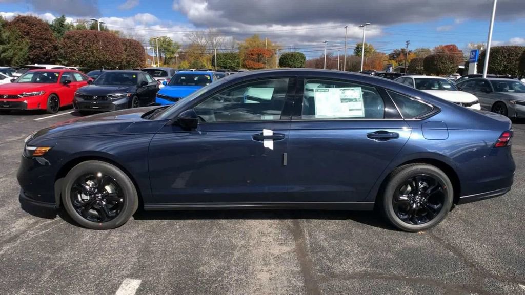New 2025 Honda Accord SE image 6