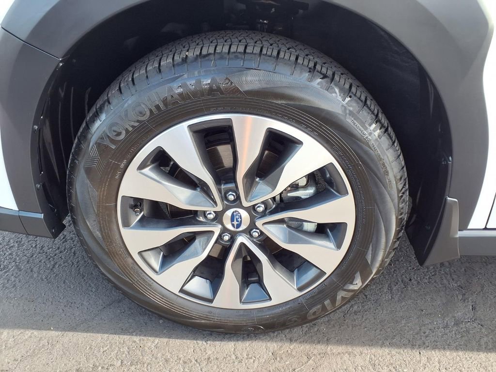 Certified 2025 Subaru Outback Limited w/ Popular Package #2 image 16