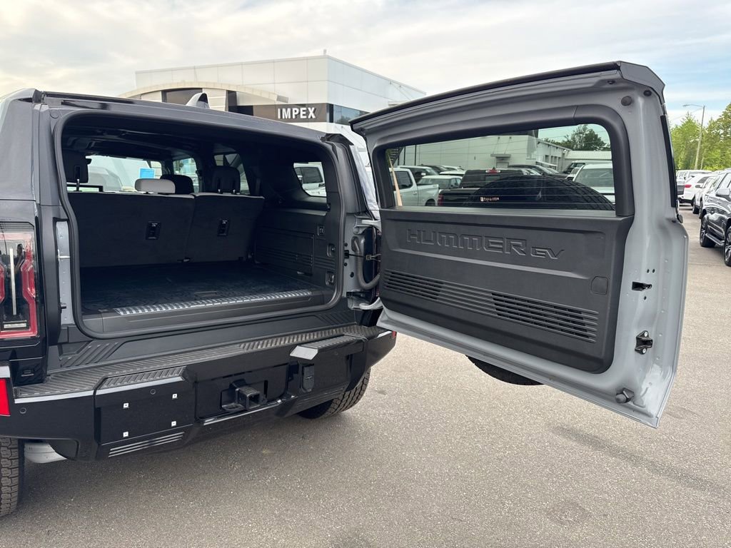 Used 2025 GMC Hummer EV 3X AWD/4WD image 30