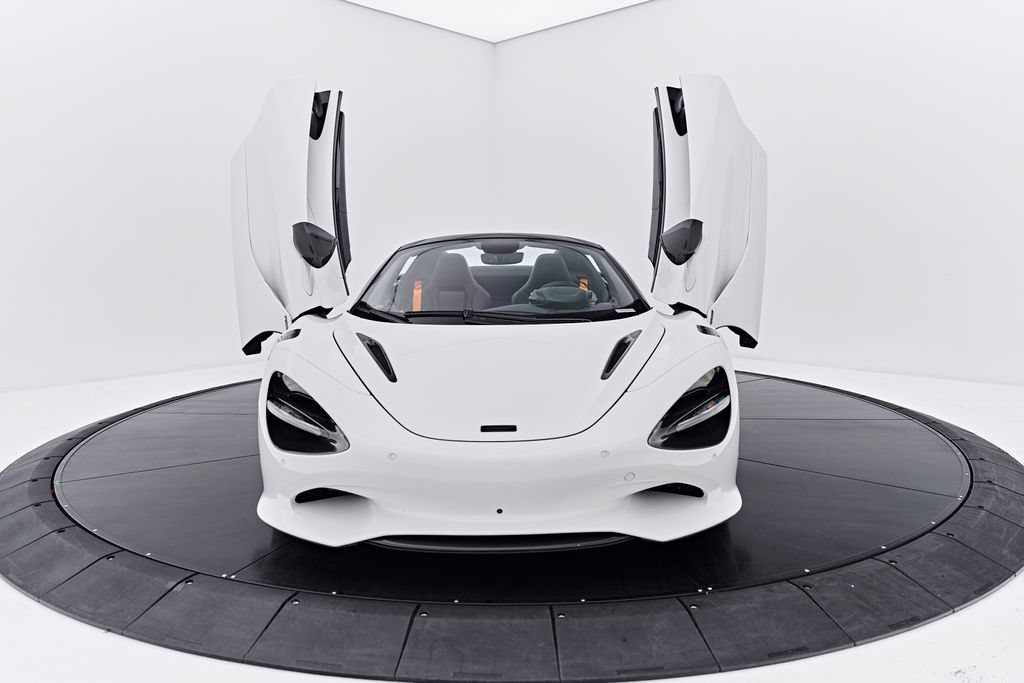 Used 2025 McLaren 750S Spider RWD image 23