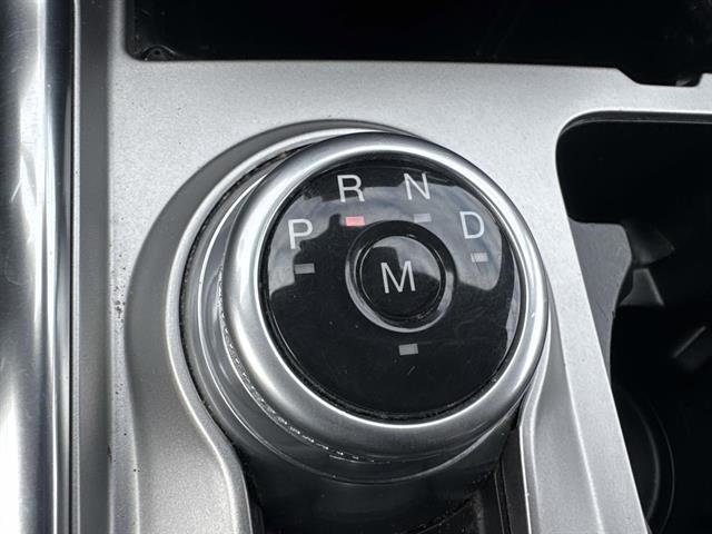 Used 2020 Ford Explorer XLT w/ Equipment Group 202A image 23