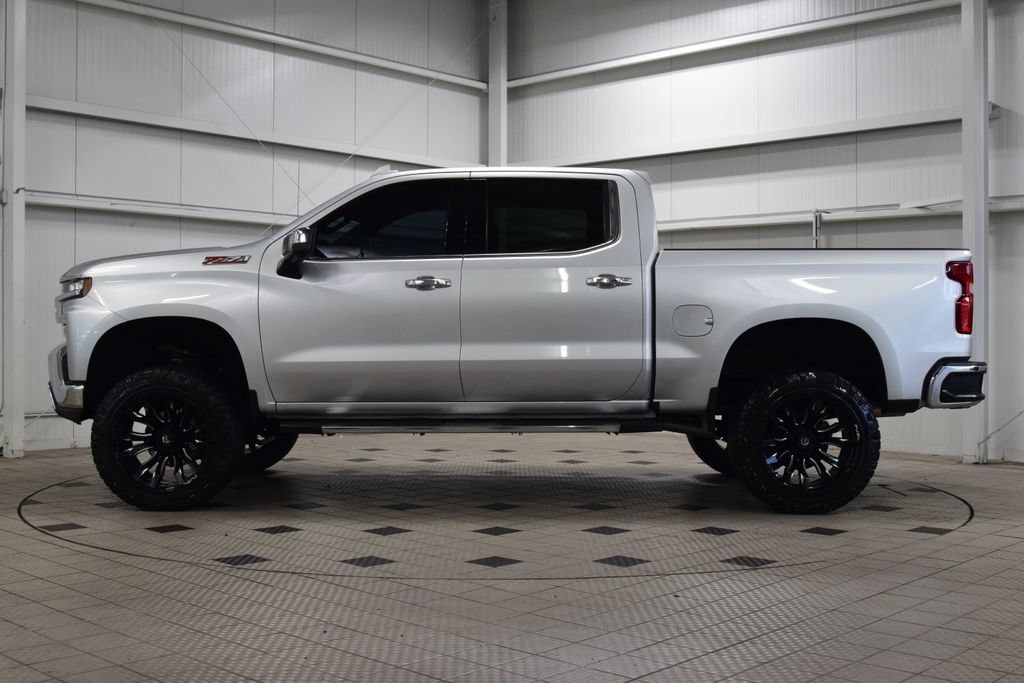 Used 2019 Chevrolet Silverado 1500 LTZ w/ LTZ Premium Package AWD/4WD image 4