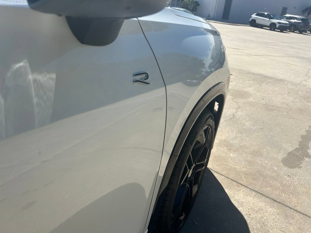 New 2026 Volkswagen Tiguan SE R-Line FWD image 34