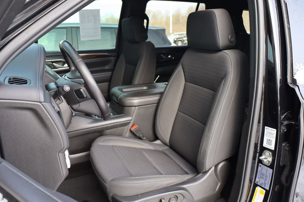 Used 2022 GMC Yukon SLE w/ Gmc Pro Safety Plus Package image 11