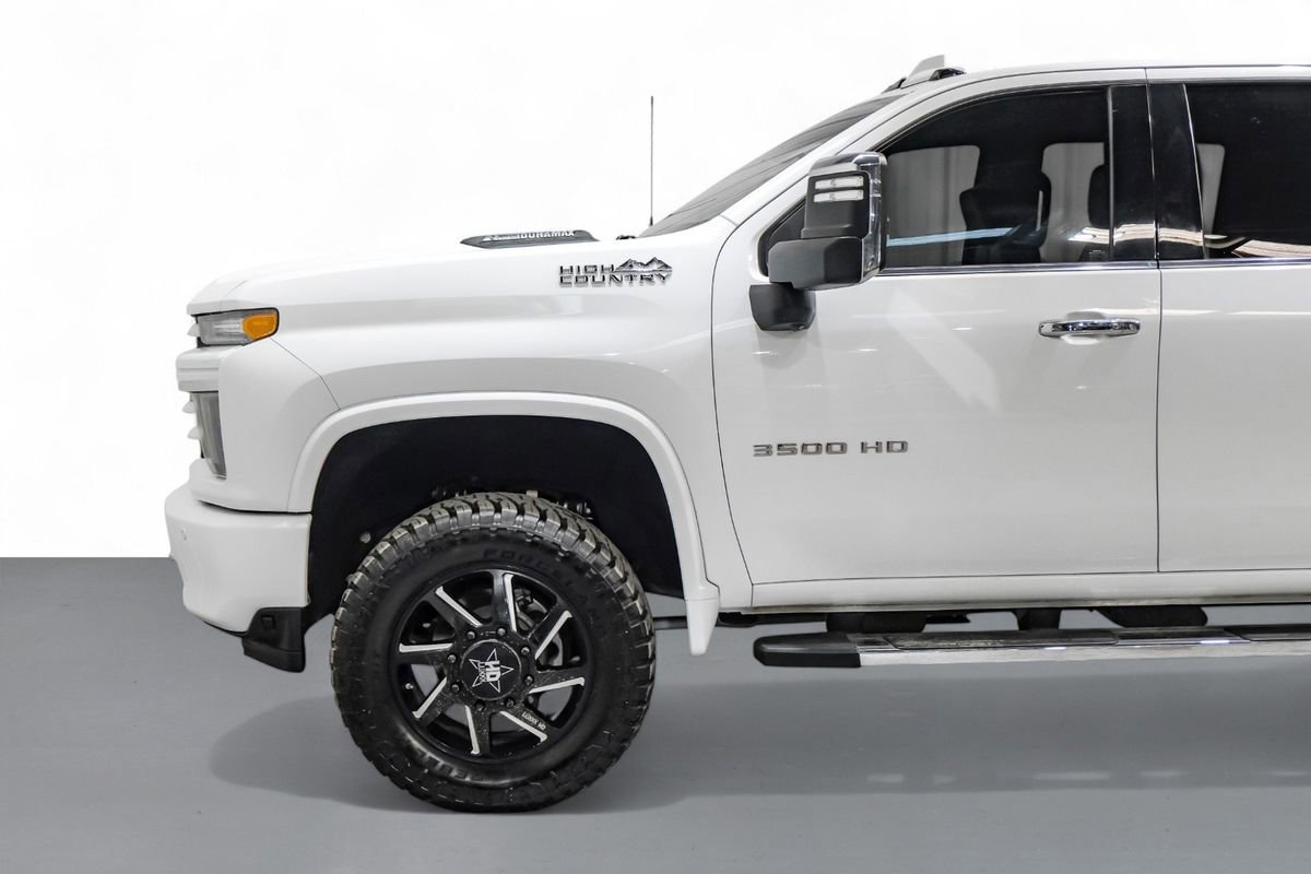 Used 2022 Chevrolet Silverado 3500 High Country image 11