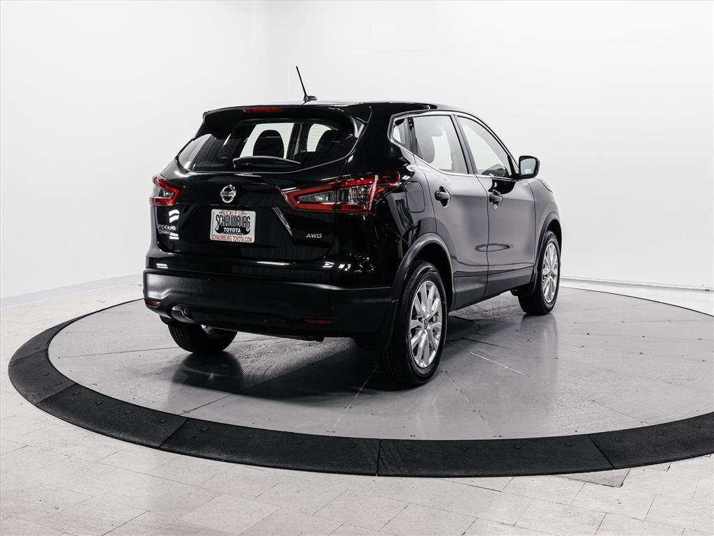 Used 2021 Nissan Rogue Sport S image 10