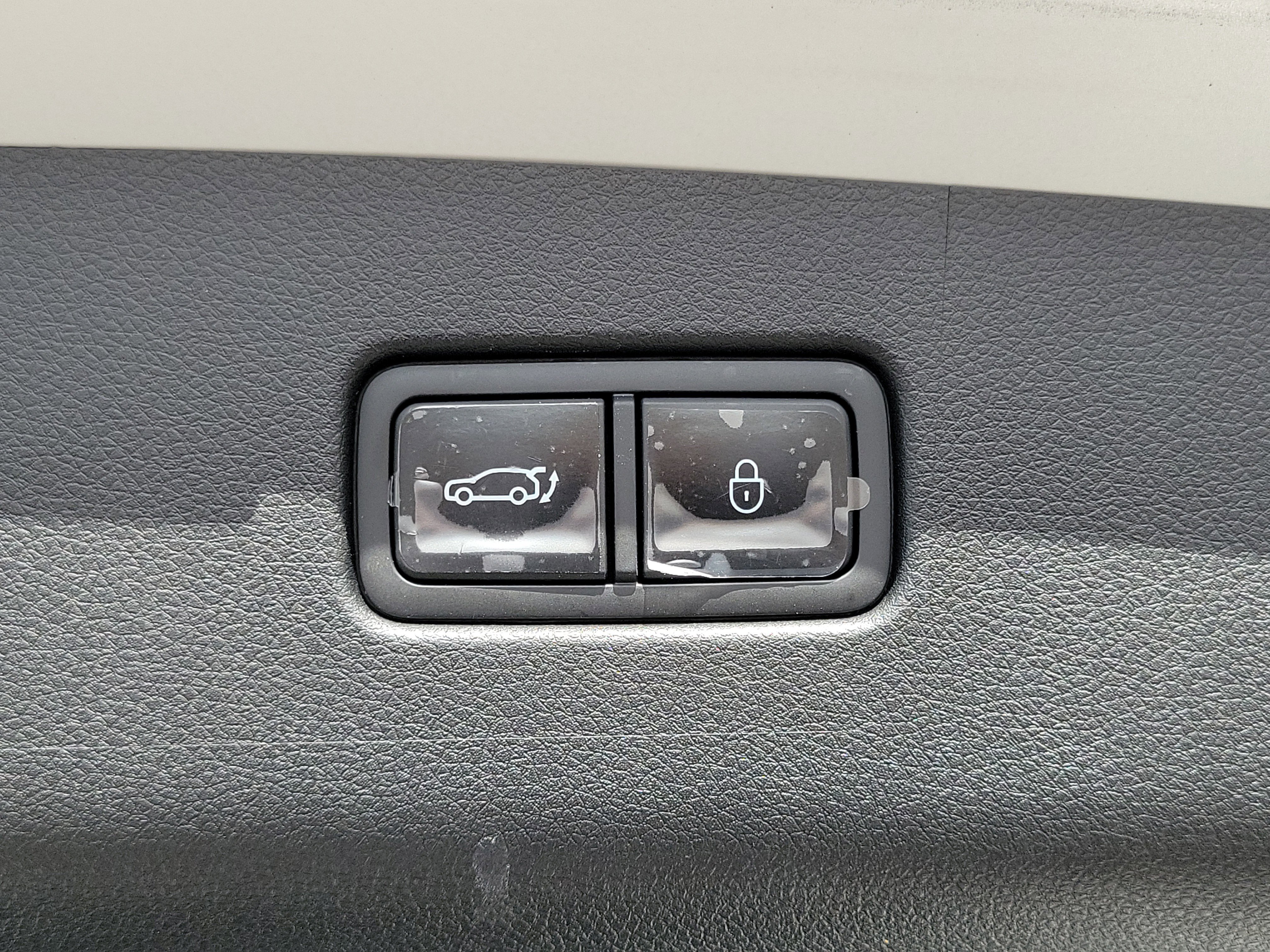 Certified 2026 Genesis GV70 3.5T Sport Advanced image 18