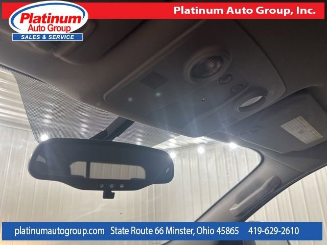 Used 2017 Chevrolet Traverse LT image 22