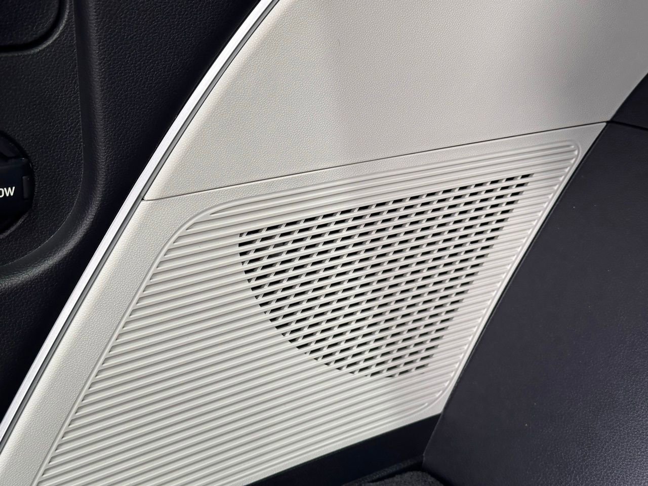 Used 2026 Hyundai Palisade Calligraphy image 15