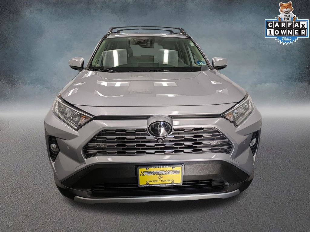 Used 2020 Toyota RAV4 Limited image 2
