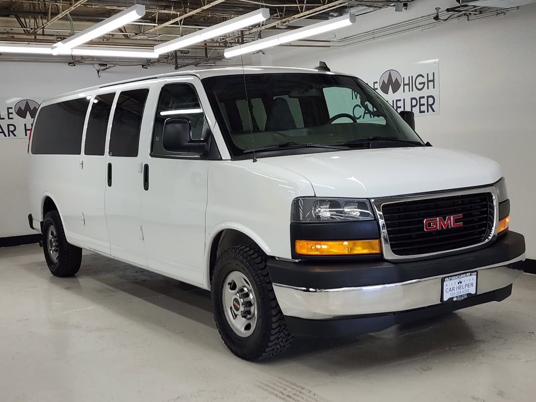 Used 2018 GMC Savana 3500 LT w/ LT Preferred Equipment Group image 3