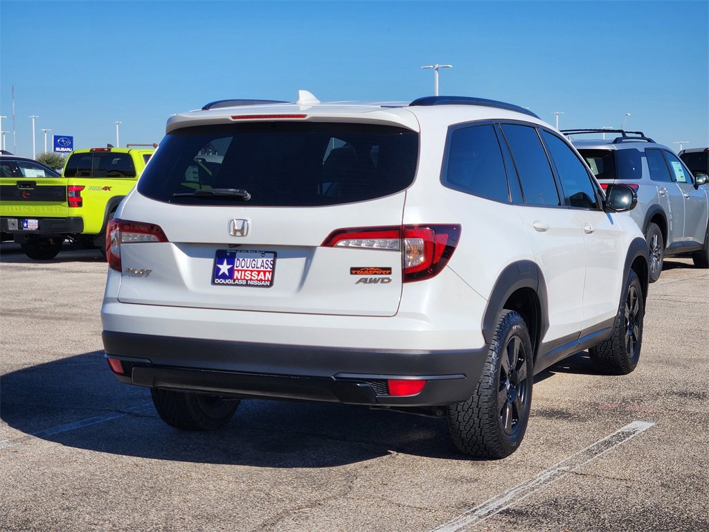 Used 2022 Honda Pilot TrailSport image 3