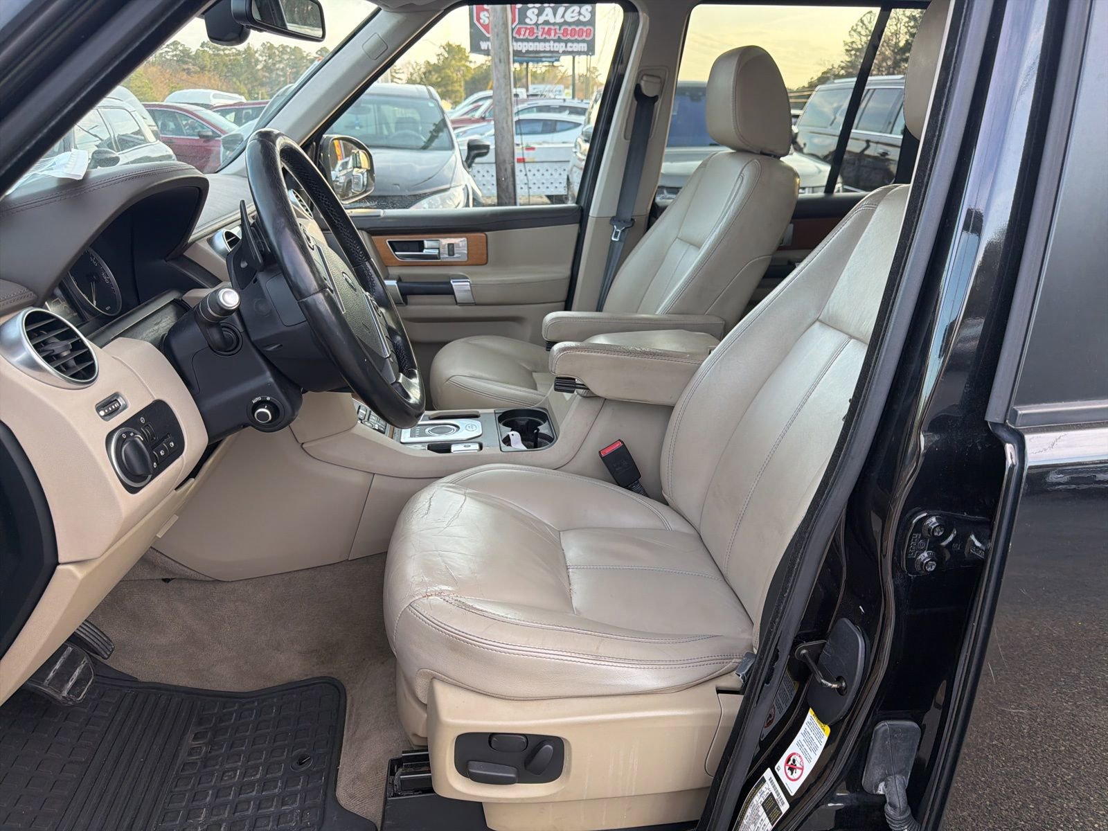 Used 2016 Land Rover LR4 HSE LUX image 7