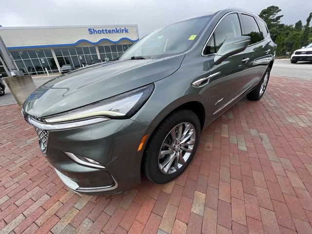 Used 2023 Buick Enclave Avenir FWD image 28