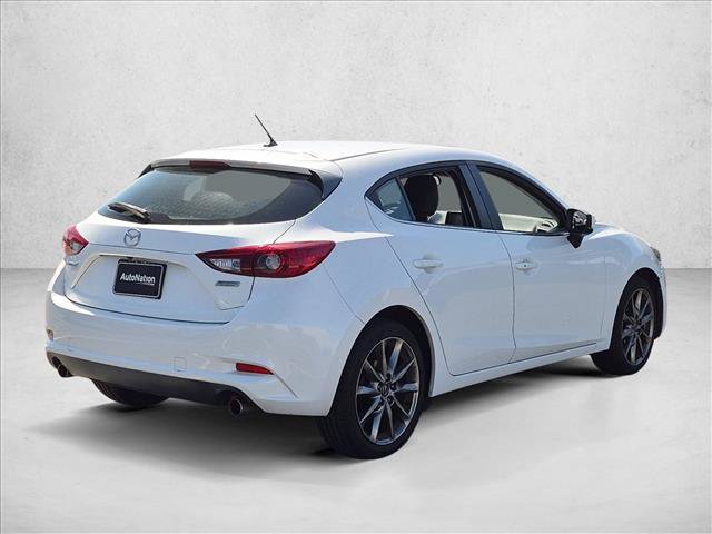 Used 2018 MAZDA MAZDA3 Touring FWD image 3