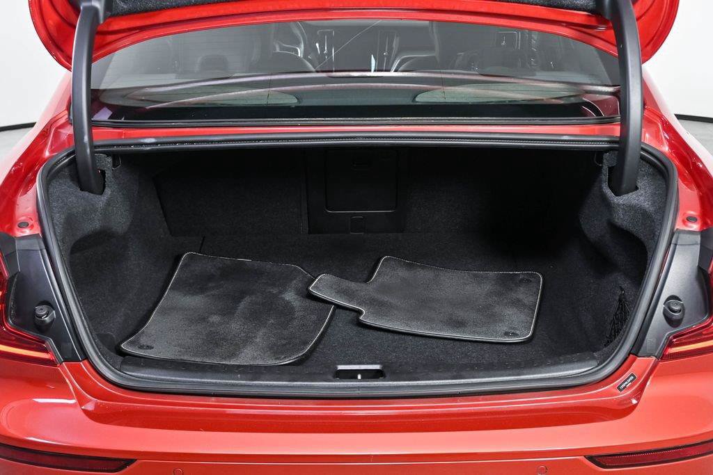 Used 2020 Volvo S60 T5 R-Design FWD image 29