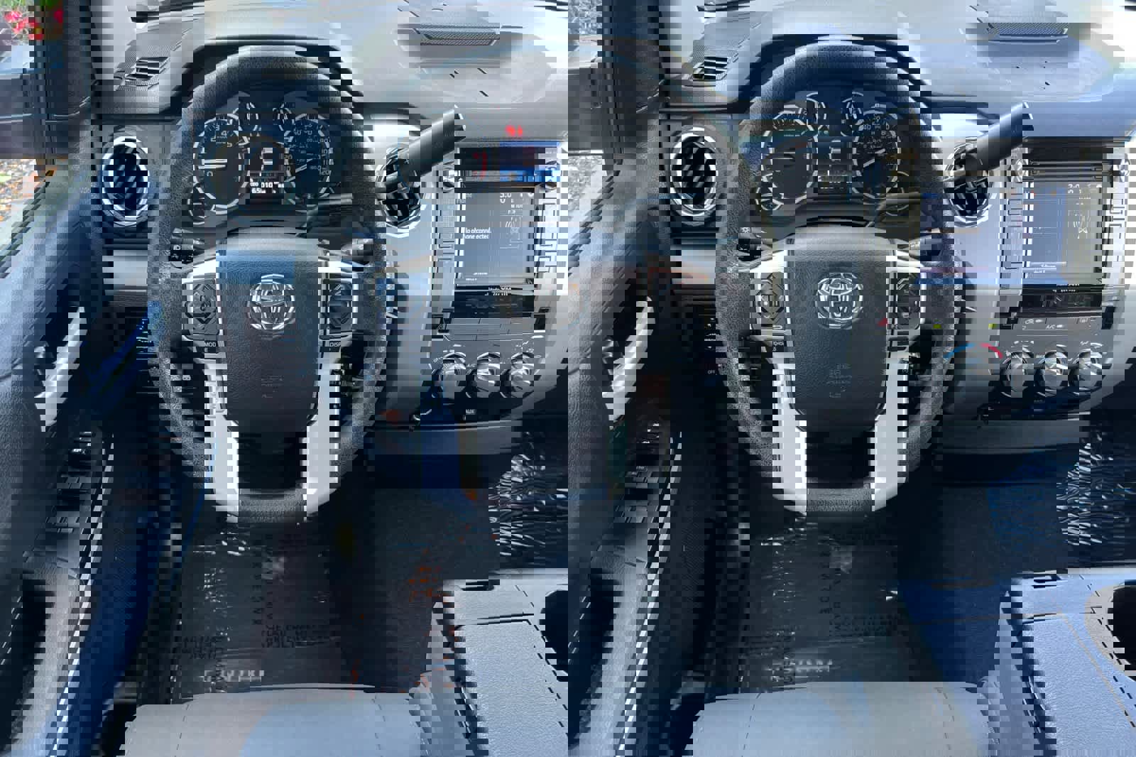 Used 2015 Toyota Tundra SR5 RWD image 15