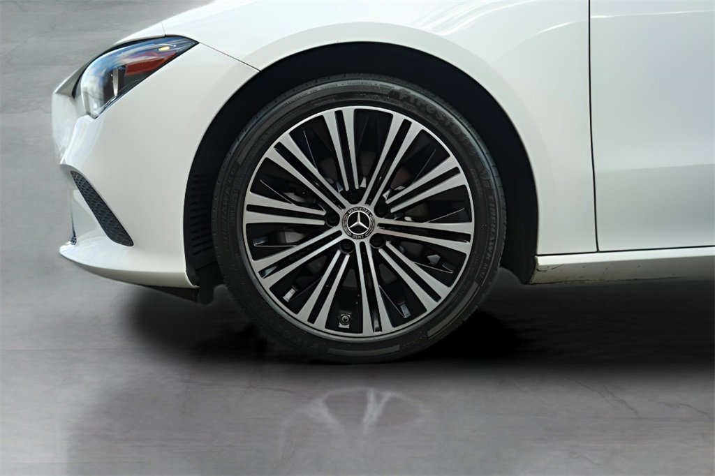 Used 2023 Mercedes-Benz CLA 250 image 13
