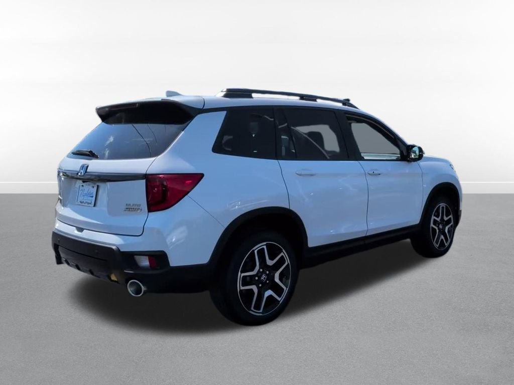 Used 2023 Honda Passport Elite image 6