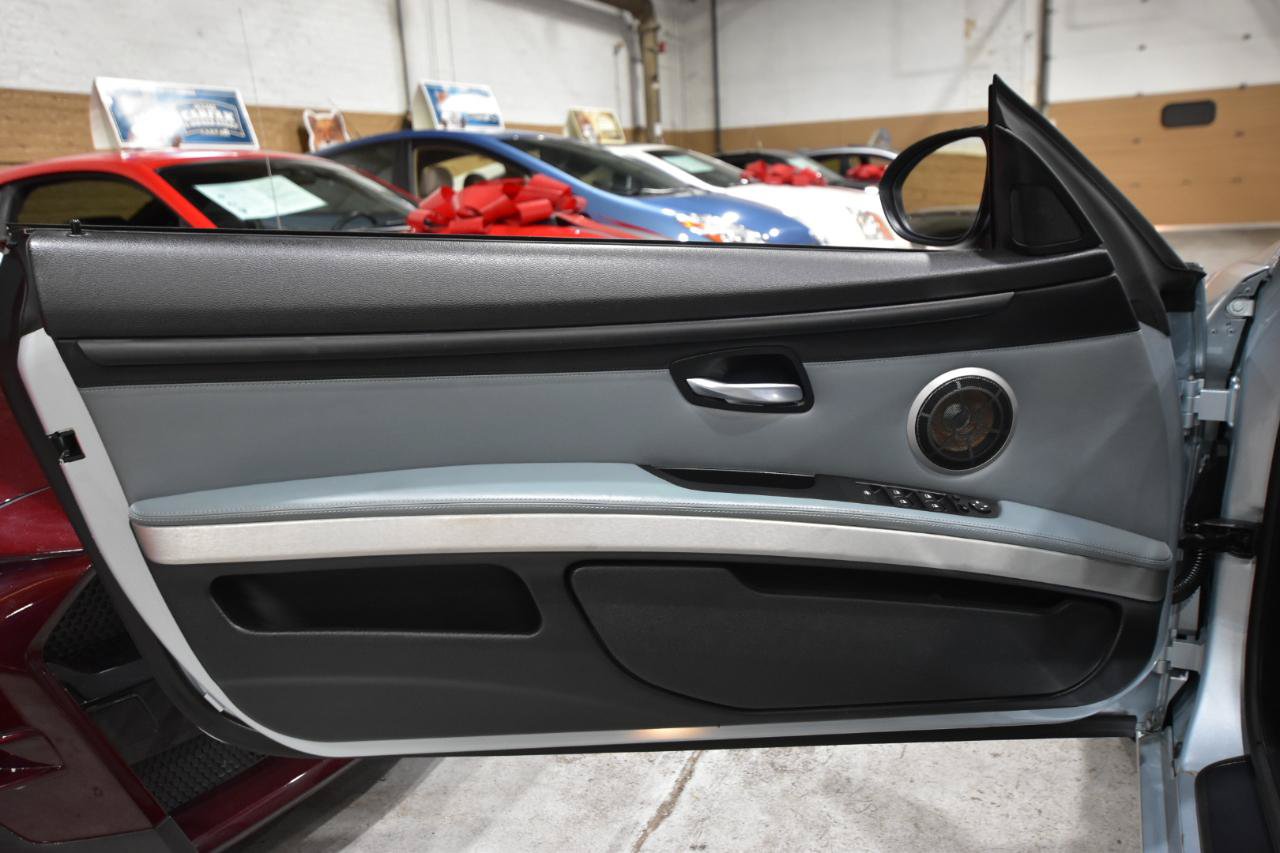Used 2009 BMW M3 Convertible RWD image 17