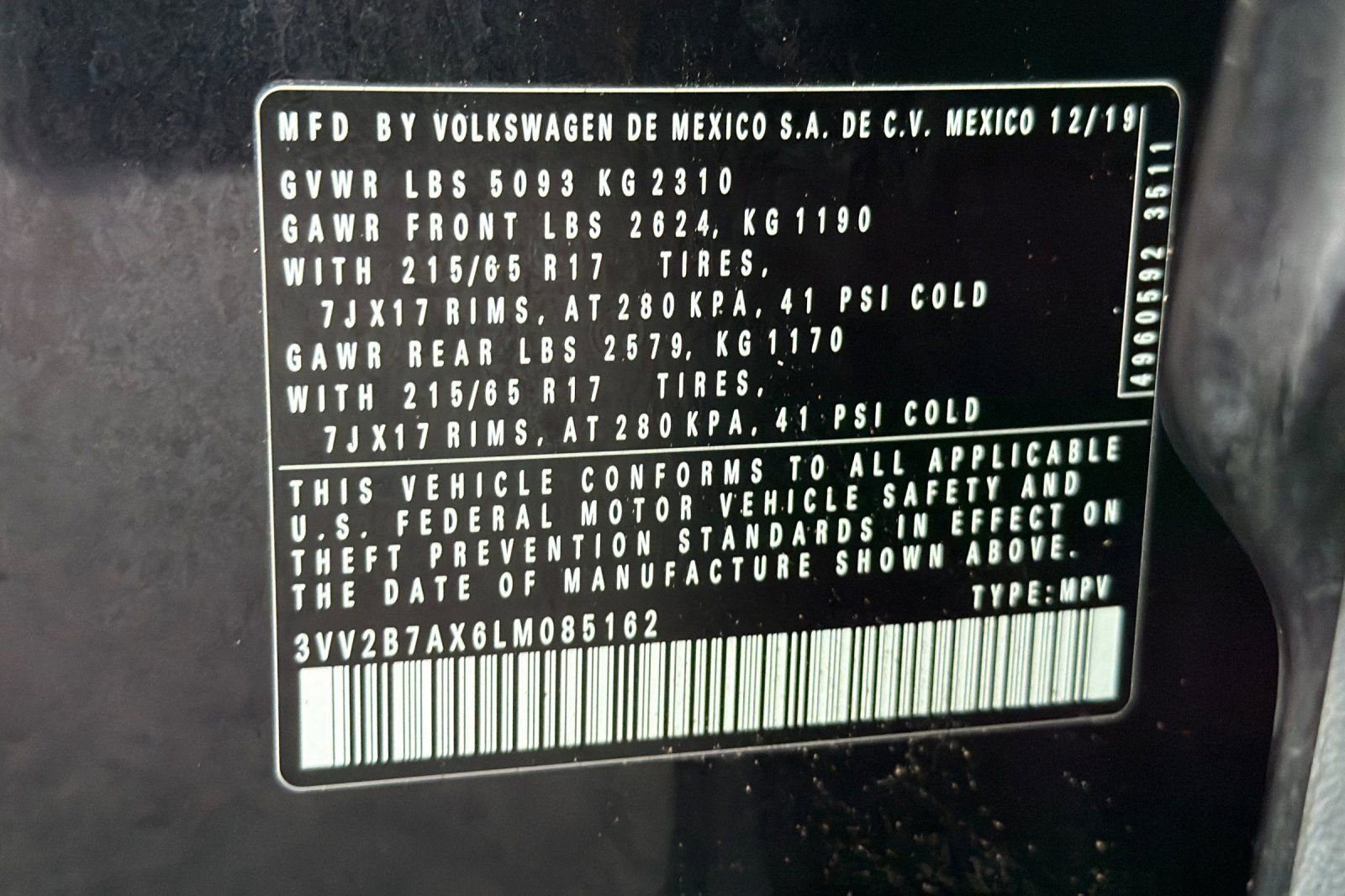 Used 2020 Volkswagen Tiguan SE w/ Panoramic Sunroof Package image 39