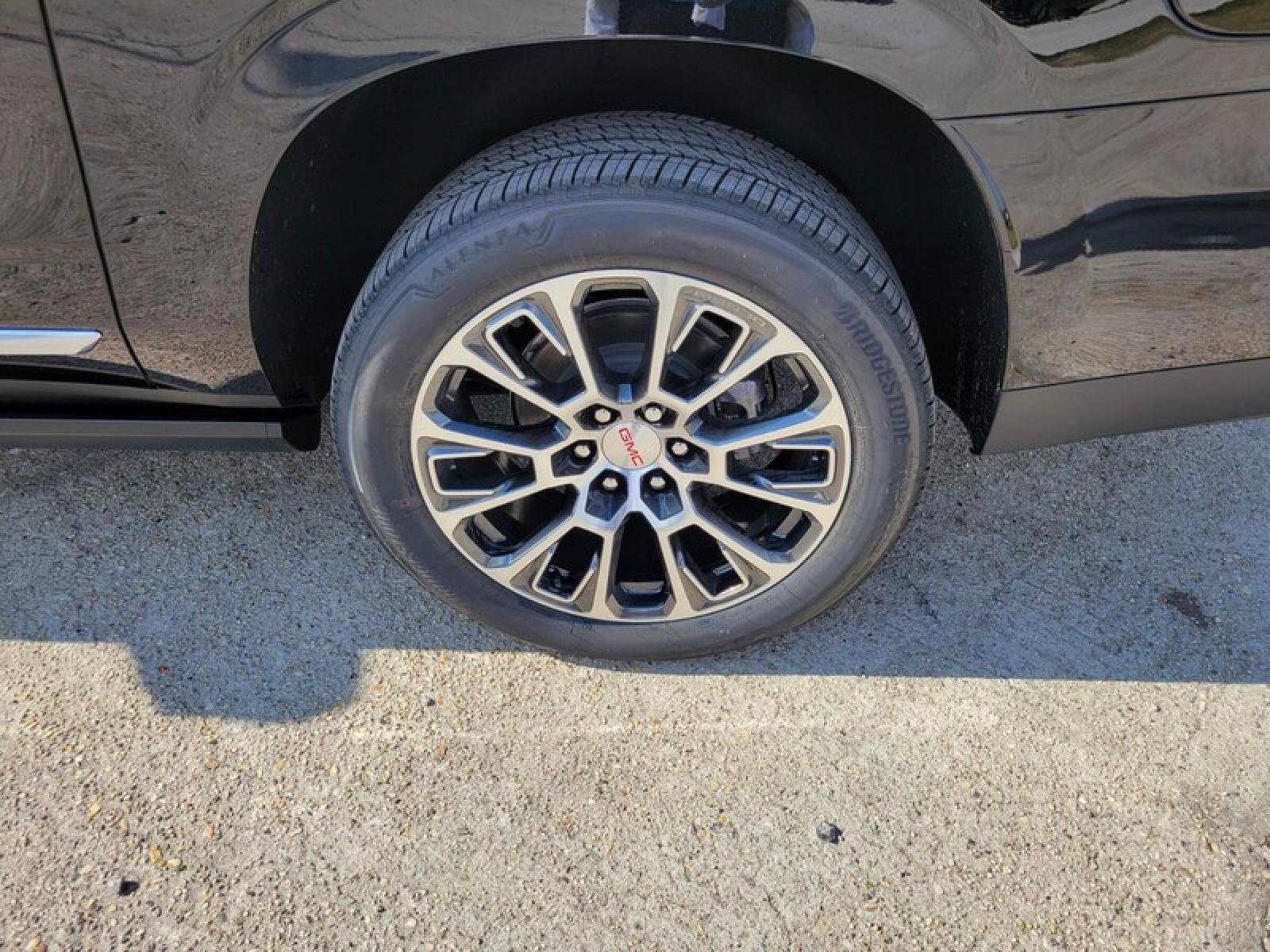 New 2026 GMC Yukon XL Denali image 10