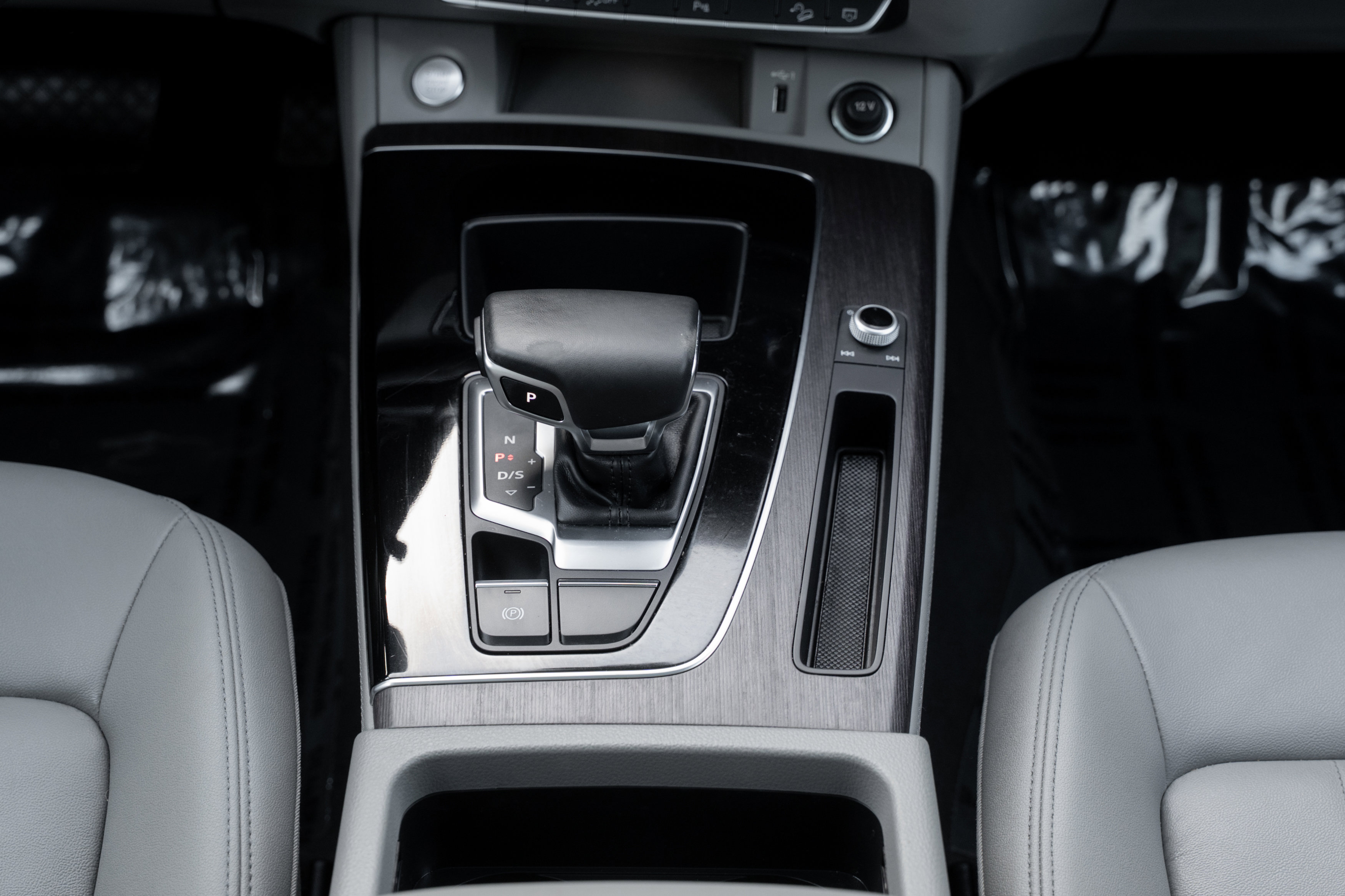 Certified 2022 Audi Q5 2.0T Premium Plus w/ Premium Plus Package image 18