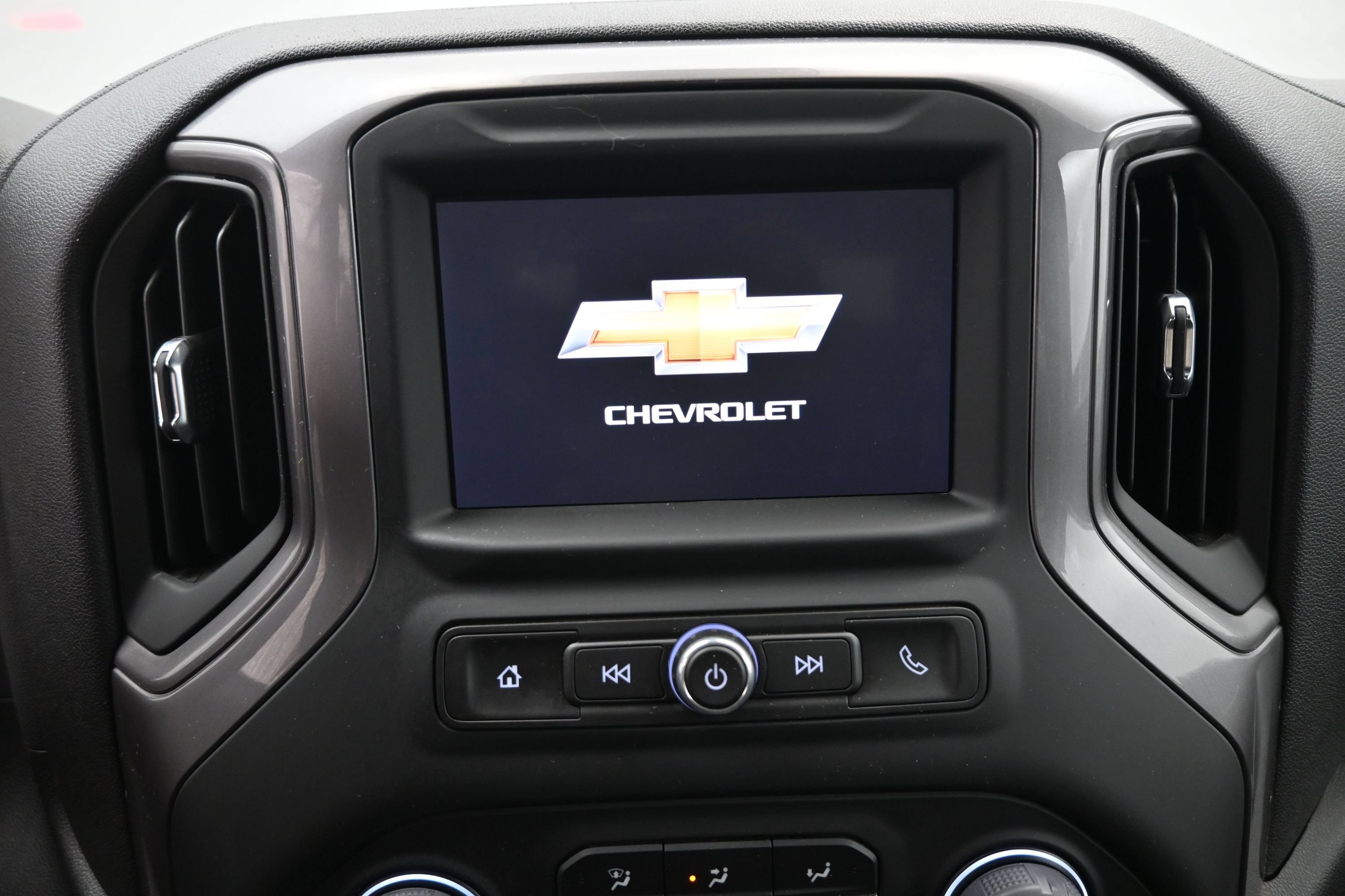 Used 2023 Chevrolet Silverado 1500 Custom Trail Boss w/ LPO, Dark Essentials Package AWD/4WD image 18