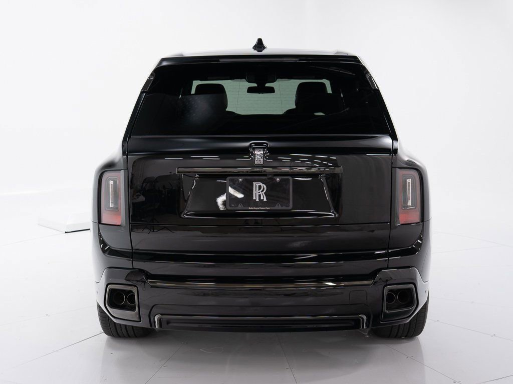 Used 2025 Rolls-Royce Cullinan Black Badge w/ Leather Finishing Pack AWD/4WD image 4