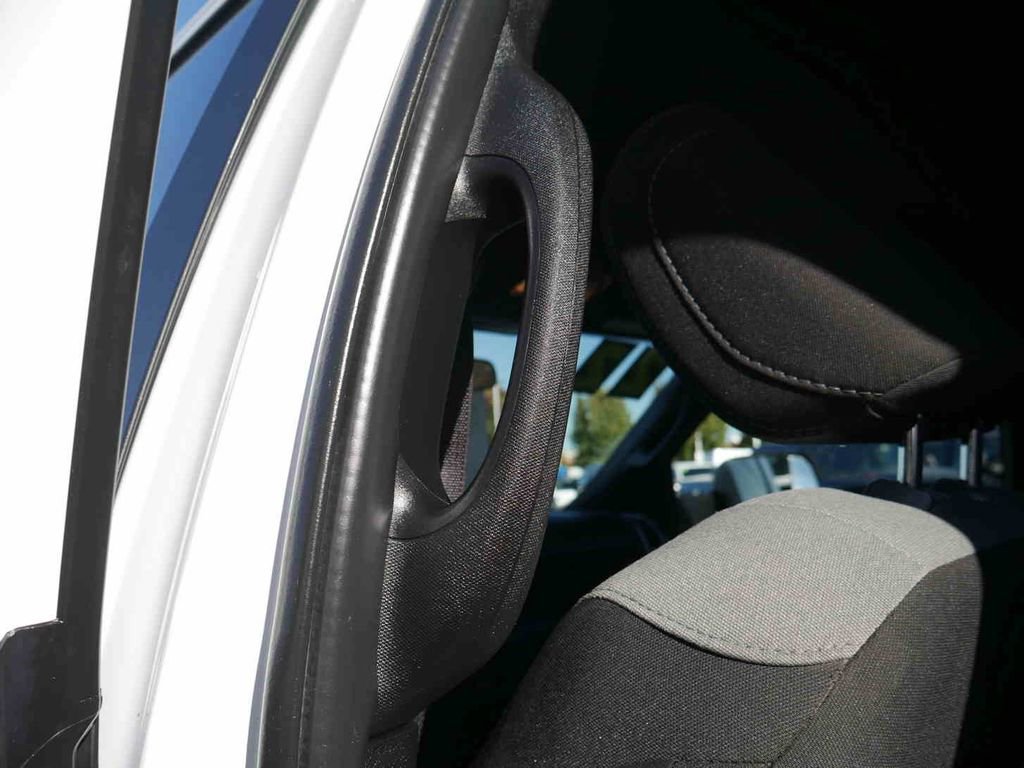 Certified 2022 RAM 2500 Big Horn image 18