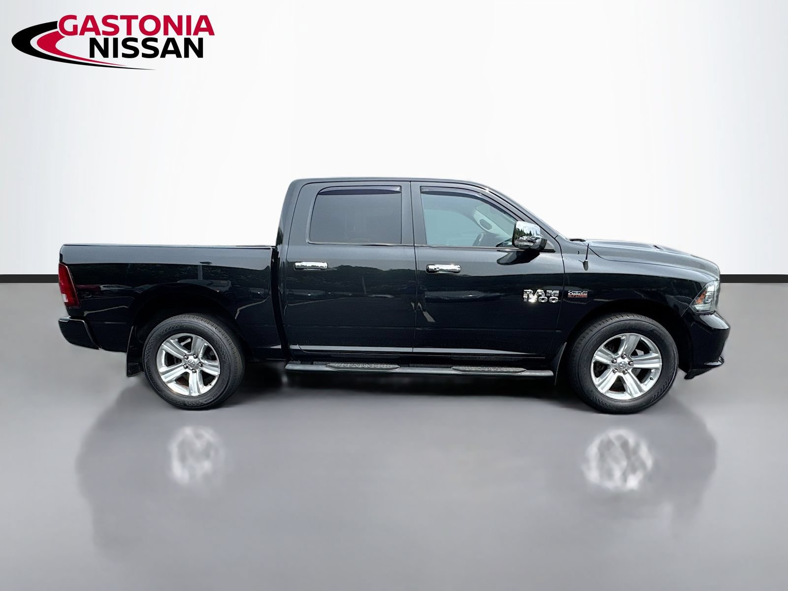 Used 2016 RAM 1500 Sport w/ Convenience Group AWD/4WD image 10