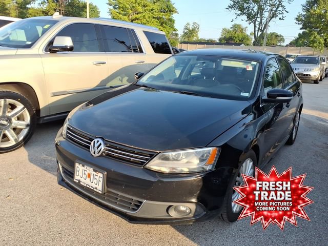 Used 2014 Volkswagen Jetta SEL FWD image 1