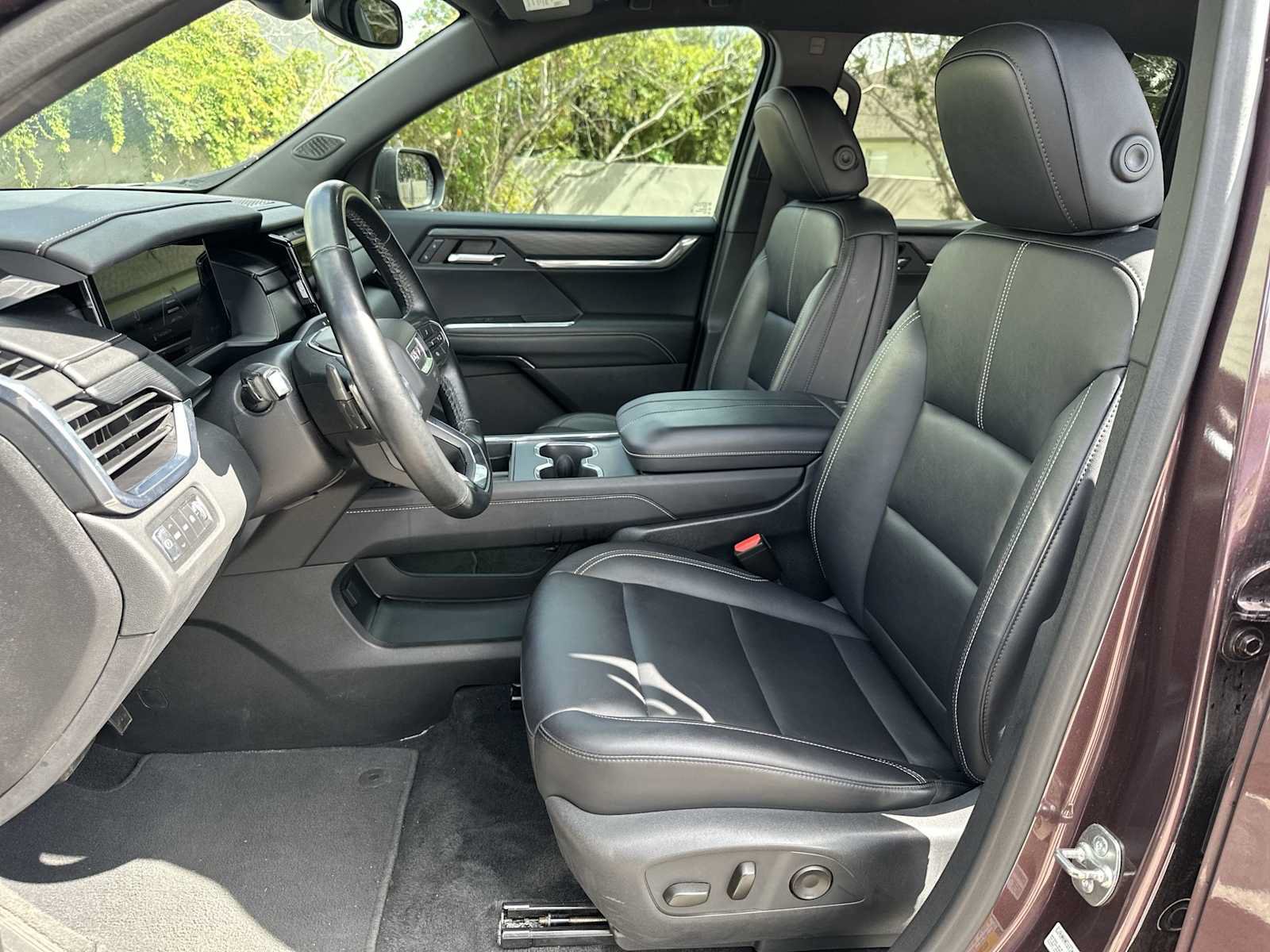 Certified 2024 GMC Acadia Elevation AWD/4WD image 15