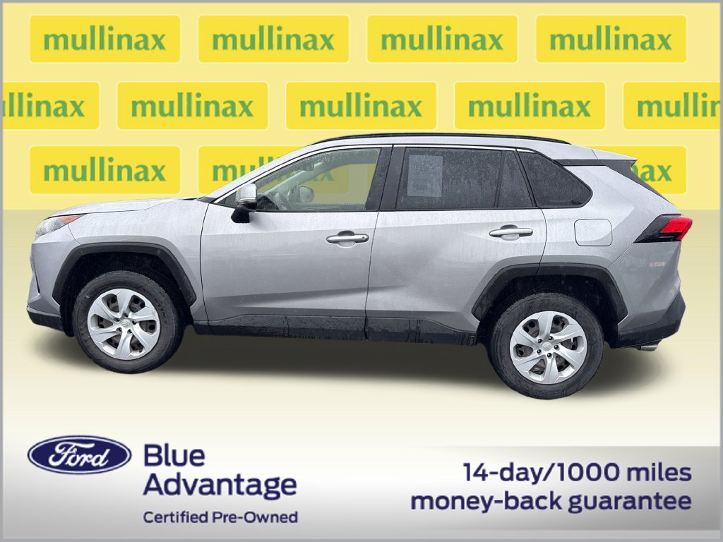 Used 2019 Toyota RAV4 LE w/ All Weather Liner Package AWD/4WD image 12