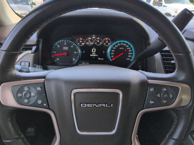 Used 2019 GMC Yukon Denali w/ Denali Ultimate Package AWD/4WD image 29