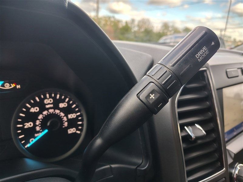 Used 2019 Ford F150 XLT w/ Equipment Group 302A Luxury image 19