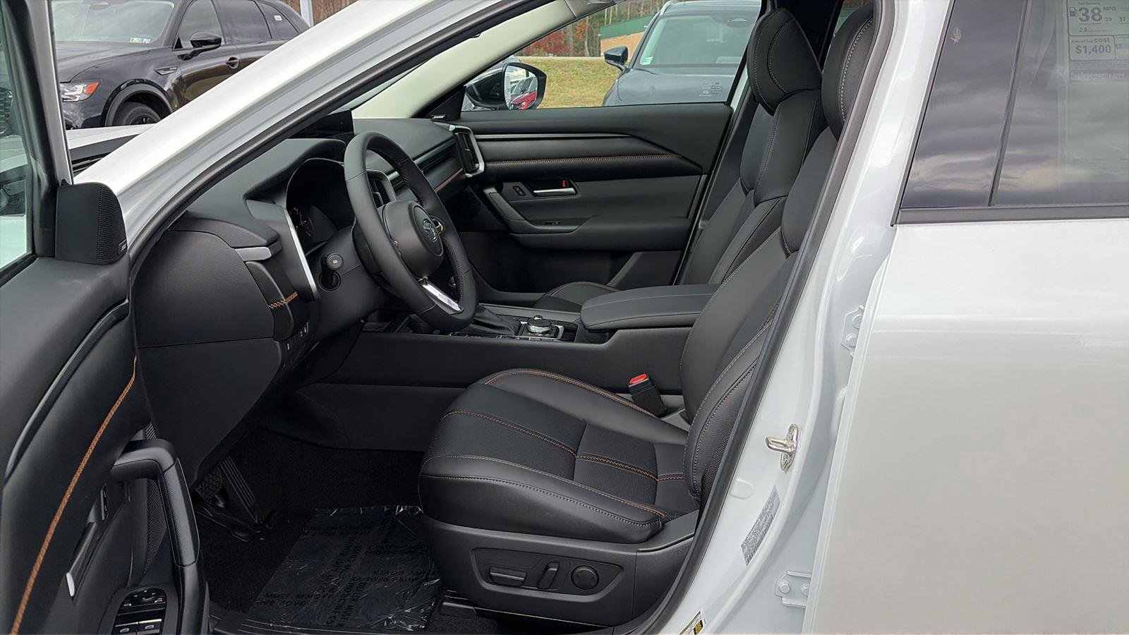 New 2025 MAZDA CX-50 AWD 2.5 Hybrid w/ Weather Package image 12