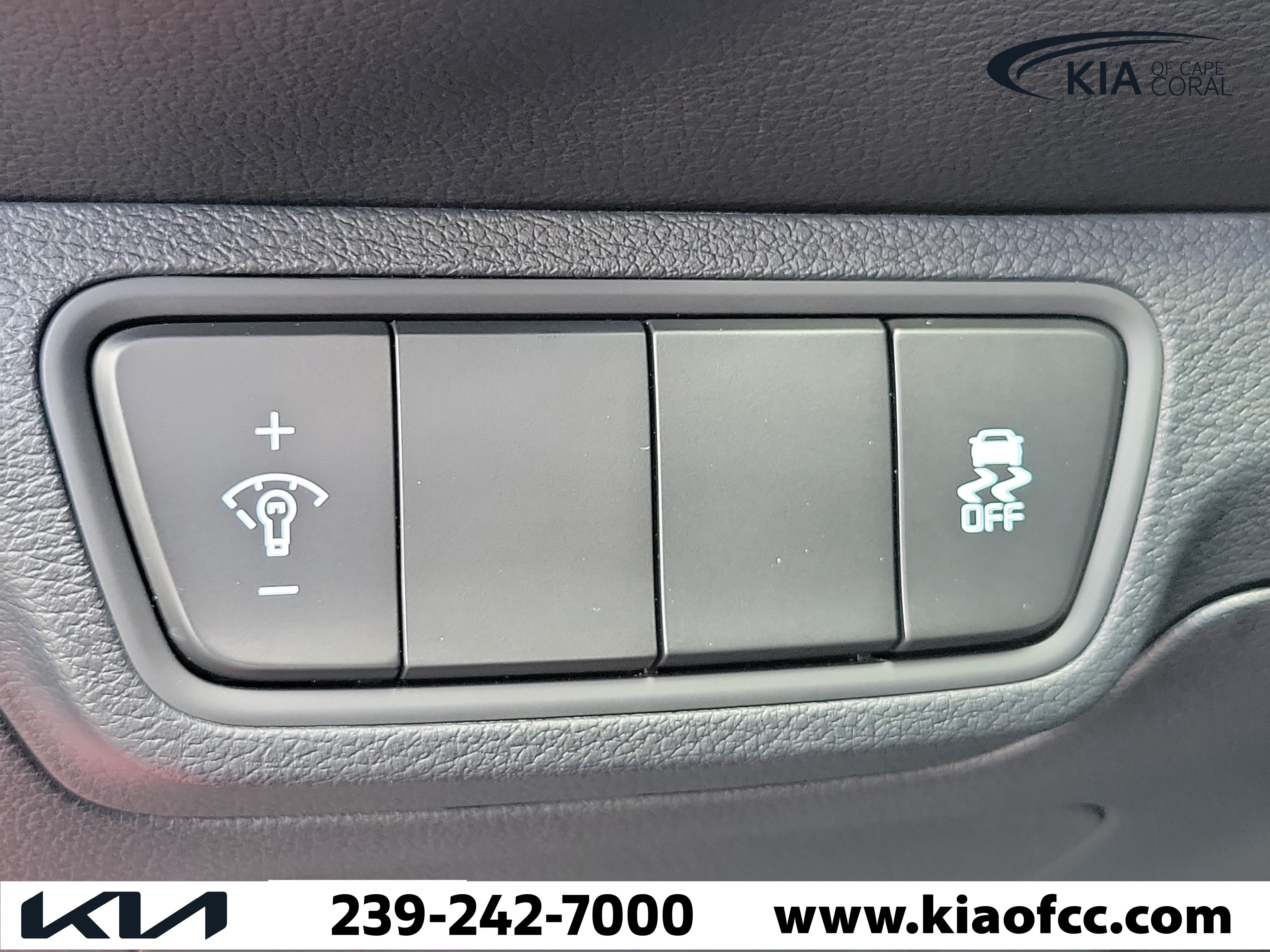 Certified 2023 Kia Forte LXS FWD image 16
