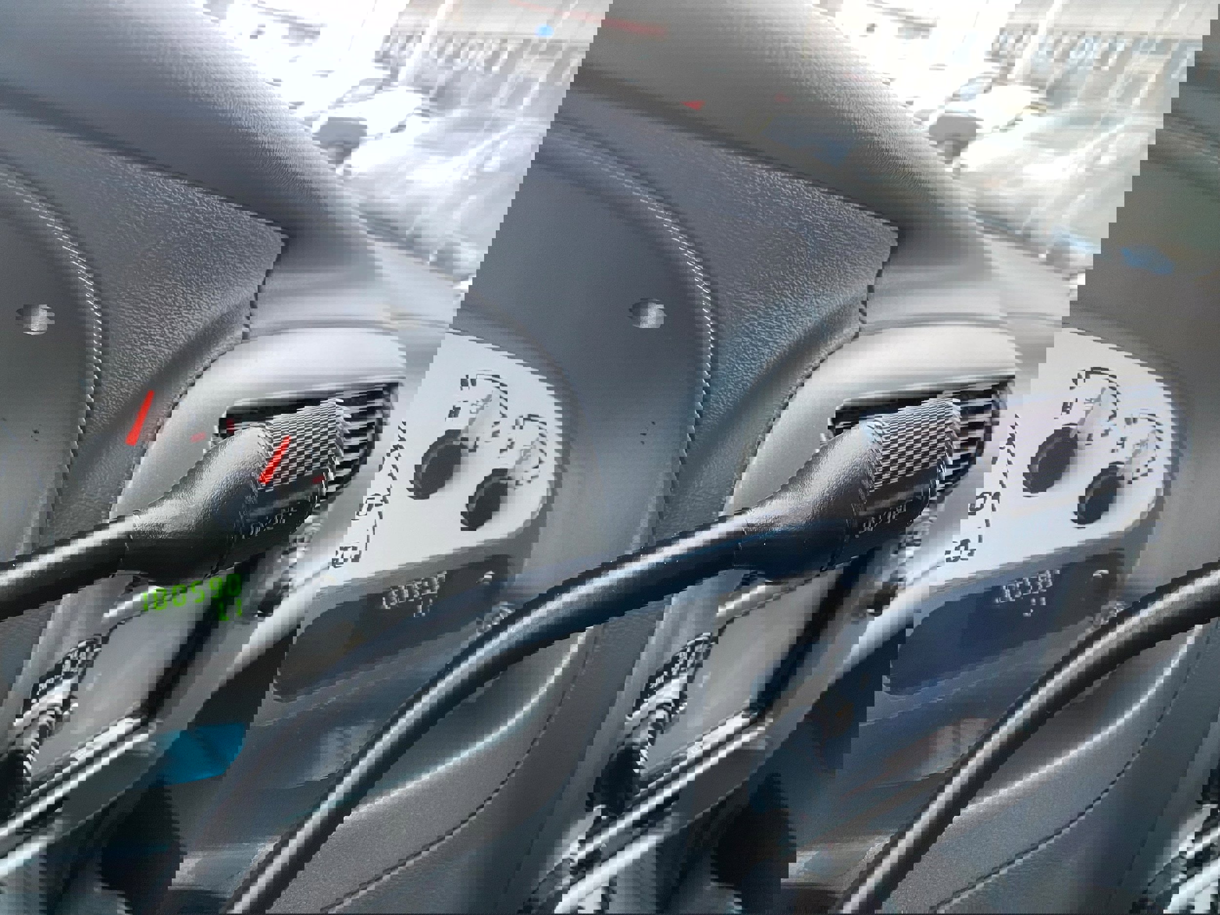 Used 2005 Ford Explorer Sport Trac XLS image 13