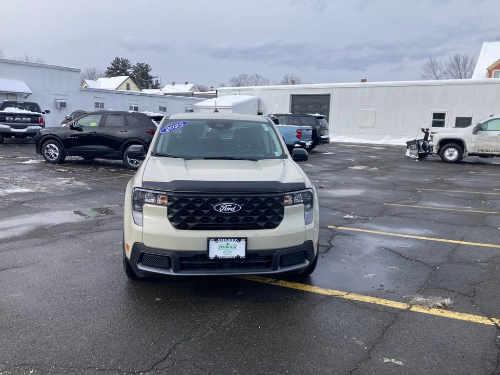 Used 2025 Ford Maverick XLT w/ XLT Luxury Package image 2