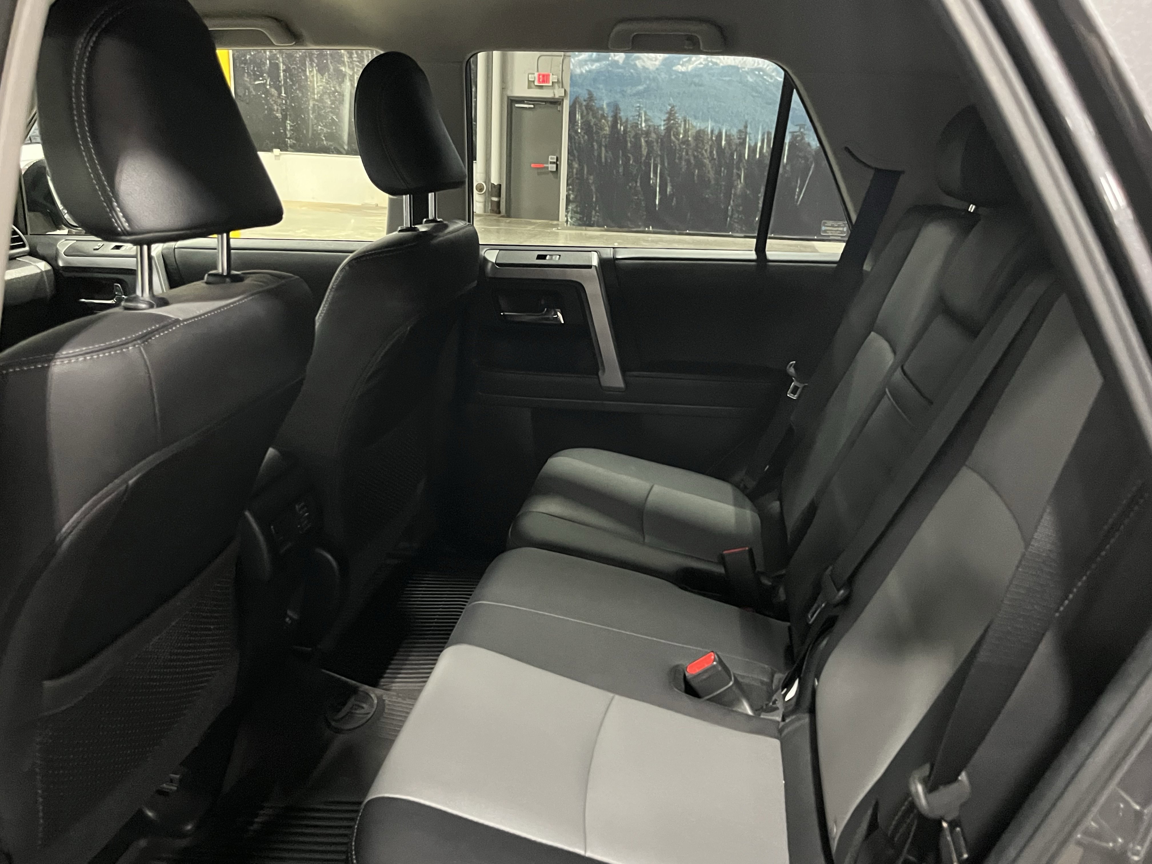 Used 2022 Toyota 4Runner SR5 Premium image 13