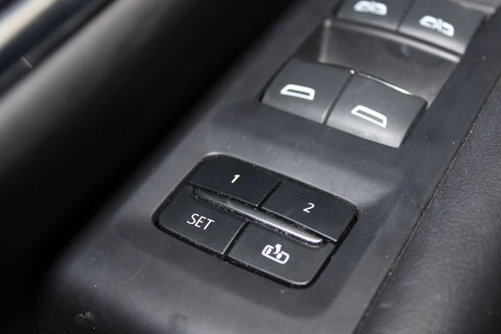 Used 2024 Chevrolet Tahoe Premier image 28